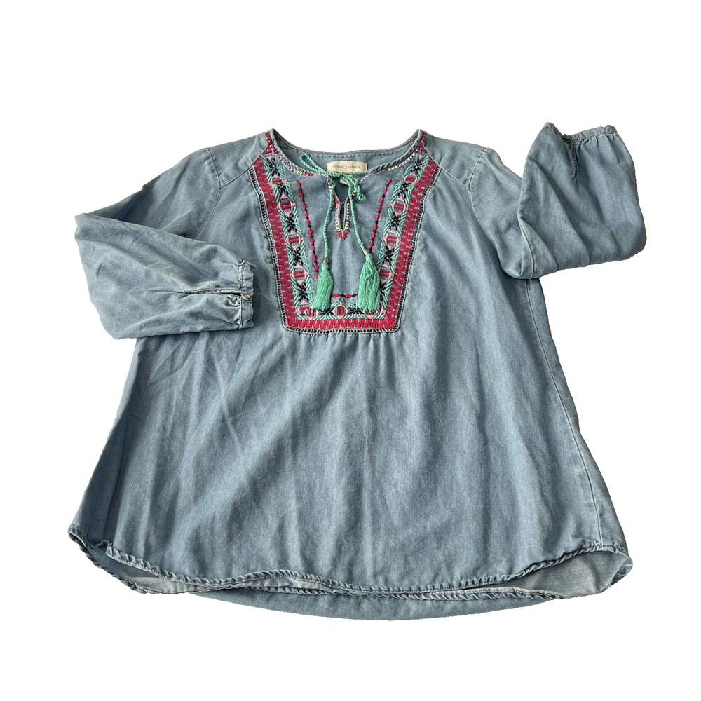 Vintage America Tunic Top Womens Small Blue Chambray Embroidered Tassel Boho‎